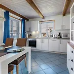 Haus Moewe Und Robbe