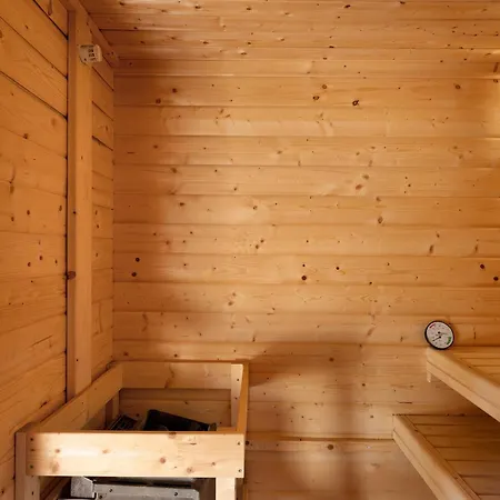 Holiday home Haus Moewe Und Robbe *