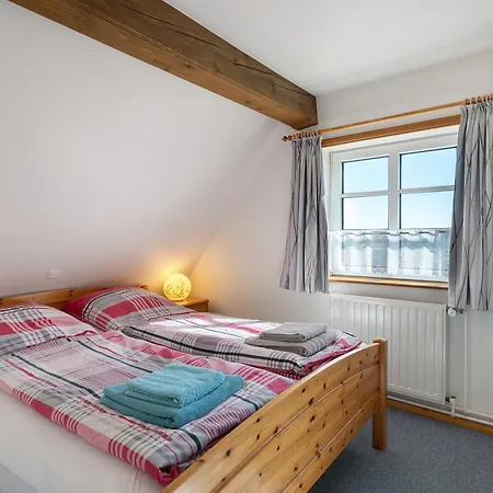 Haus Moewe Und Robbe Holiday home Dagebuell