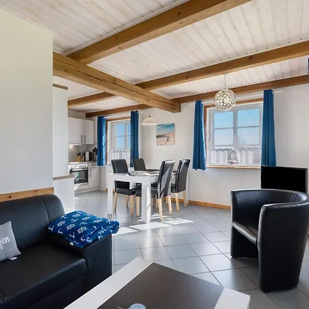 Haus Moewe Und Robbe Holiday home Dagebuell